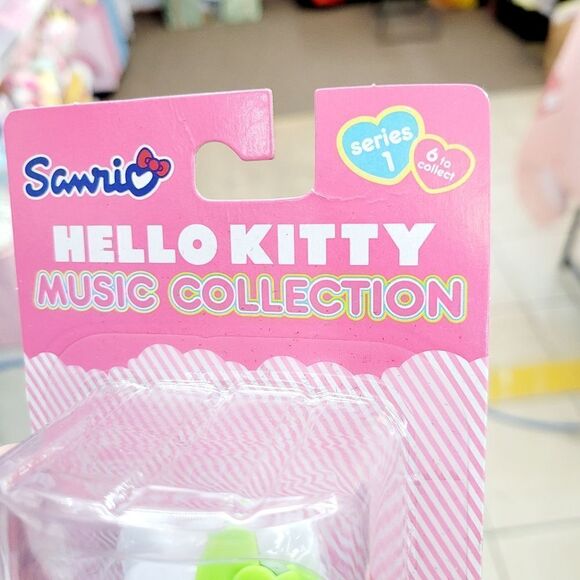 Brand New Sanrio Hello Kitty Music Collection Figure #1 - Picture 4 of 7